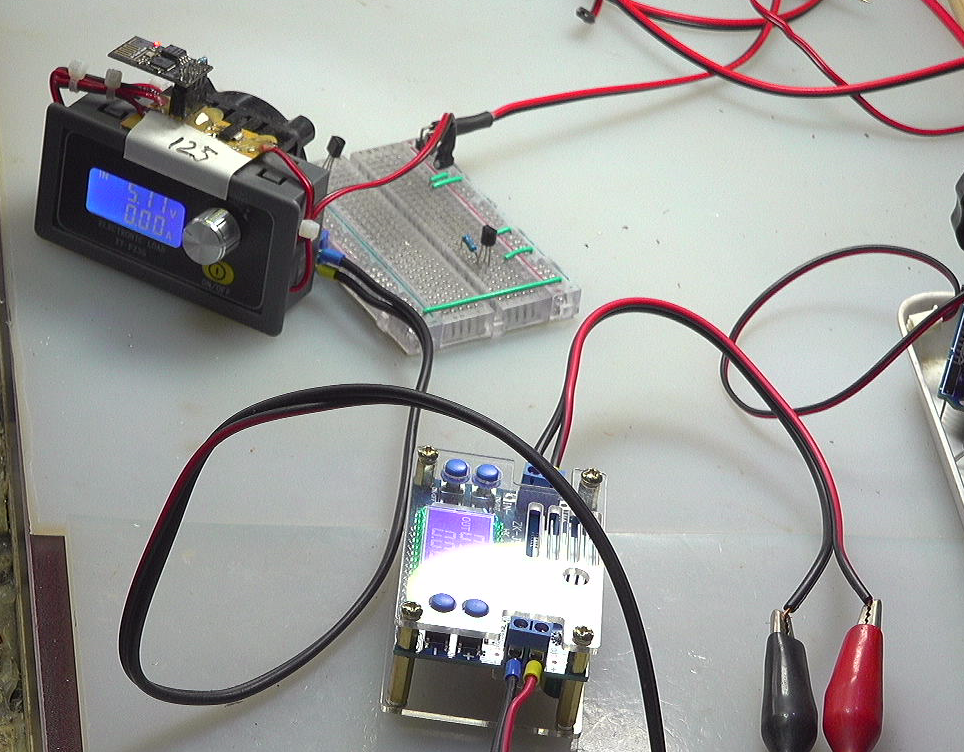 ▲ 图2.3.0 利用FZ35电阻负载测量输出电流与电压之间的关系