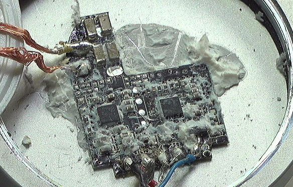 ▲ 图1.3.1 充电器内部电路