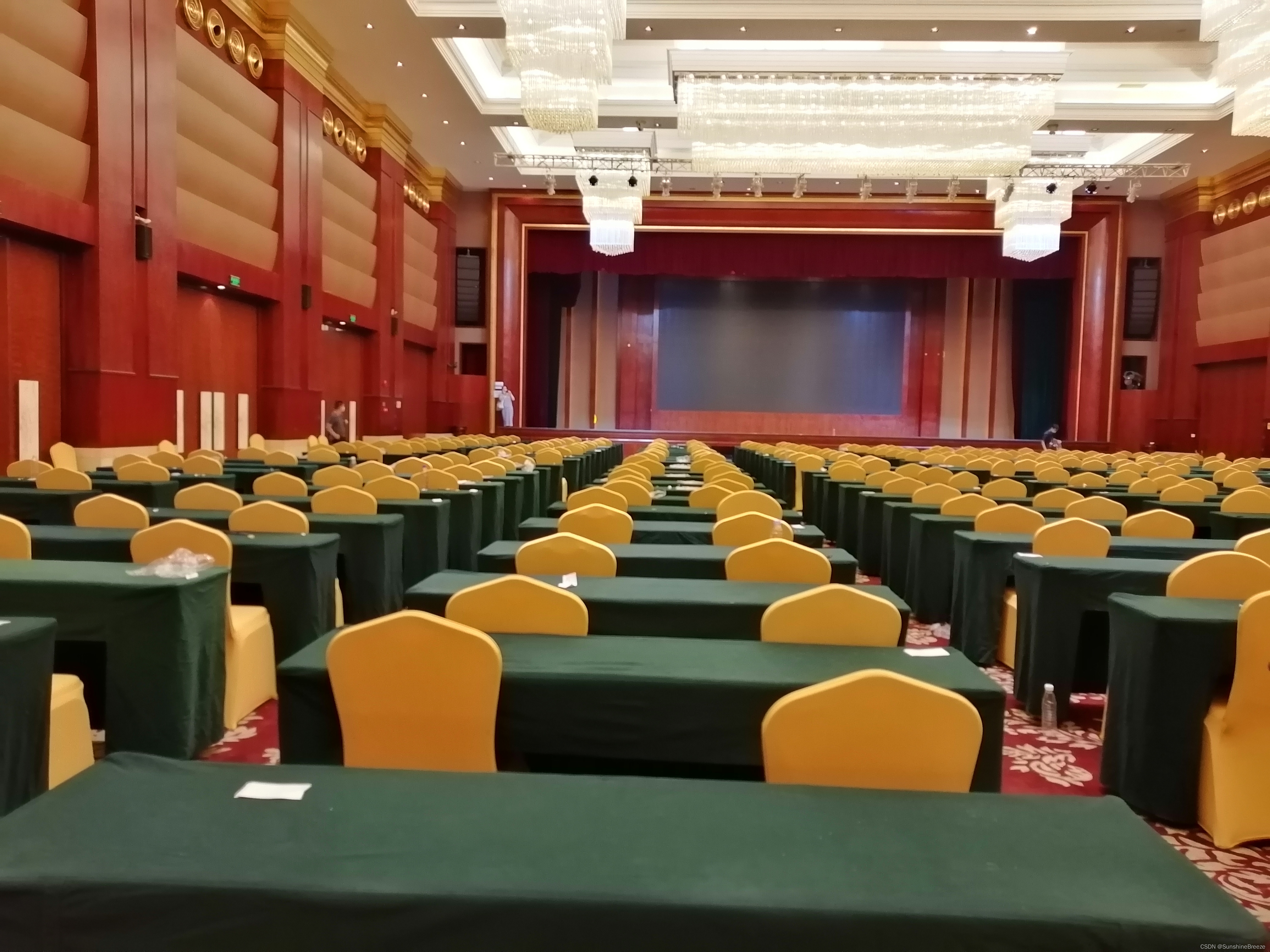感受一下500人的大考场