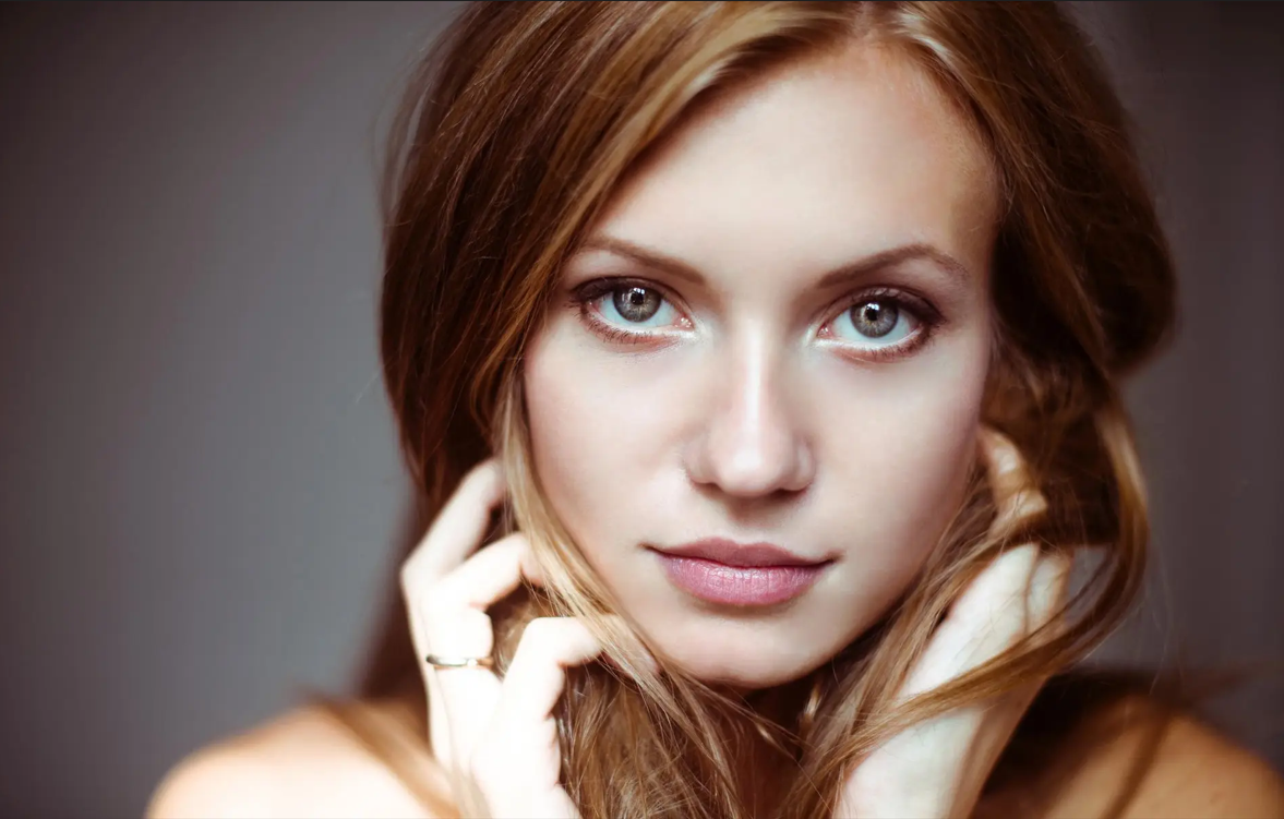 用预先训练好的模型将普通人像图片转换成对应的卡通形象图片