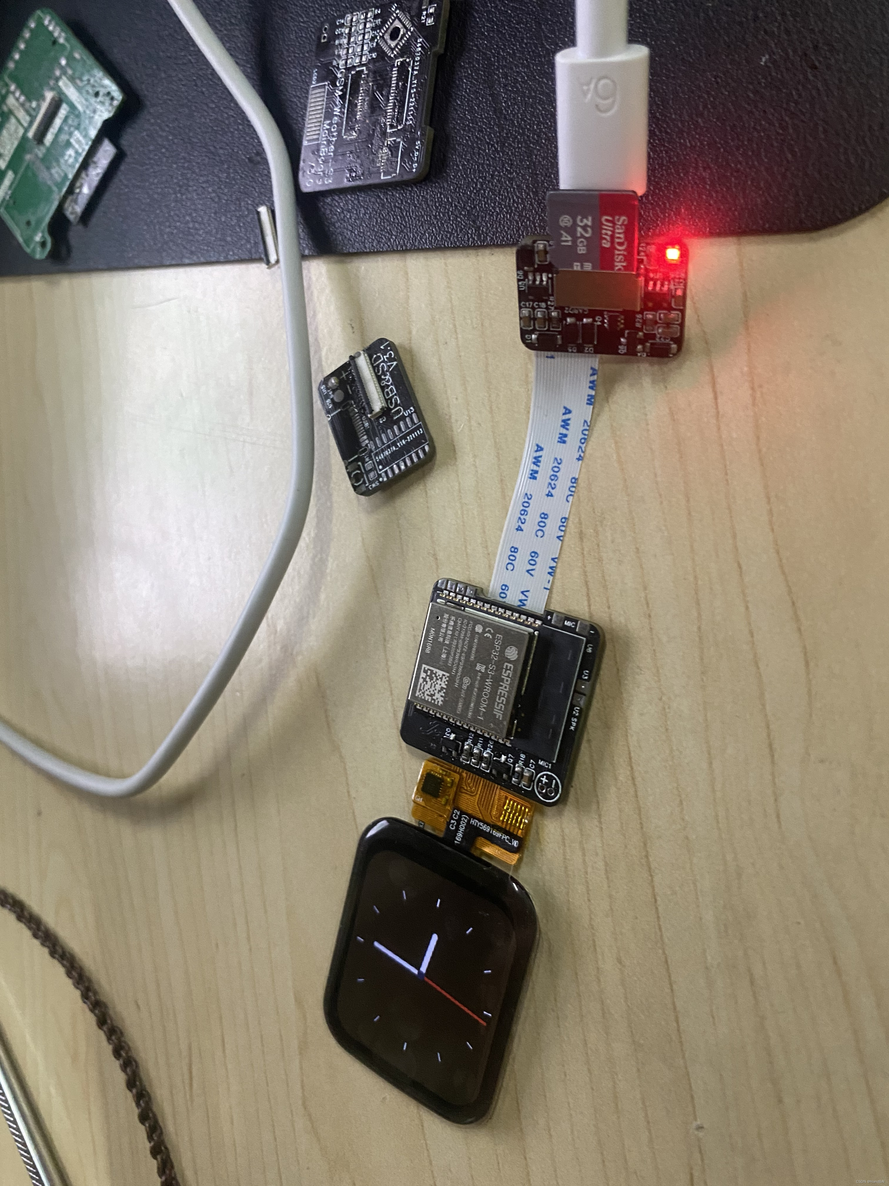 请添加图片描述