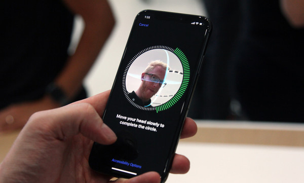 唯独iPhone X成功！3D打印击败多款Android手机脸部解锁