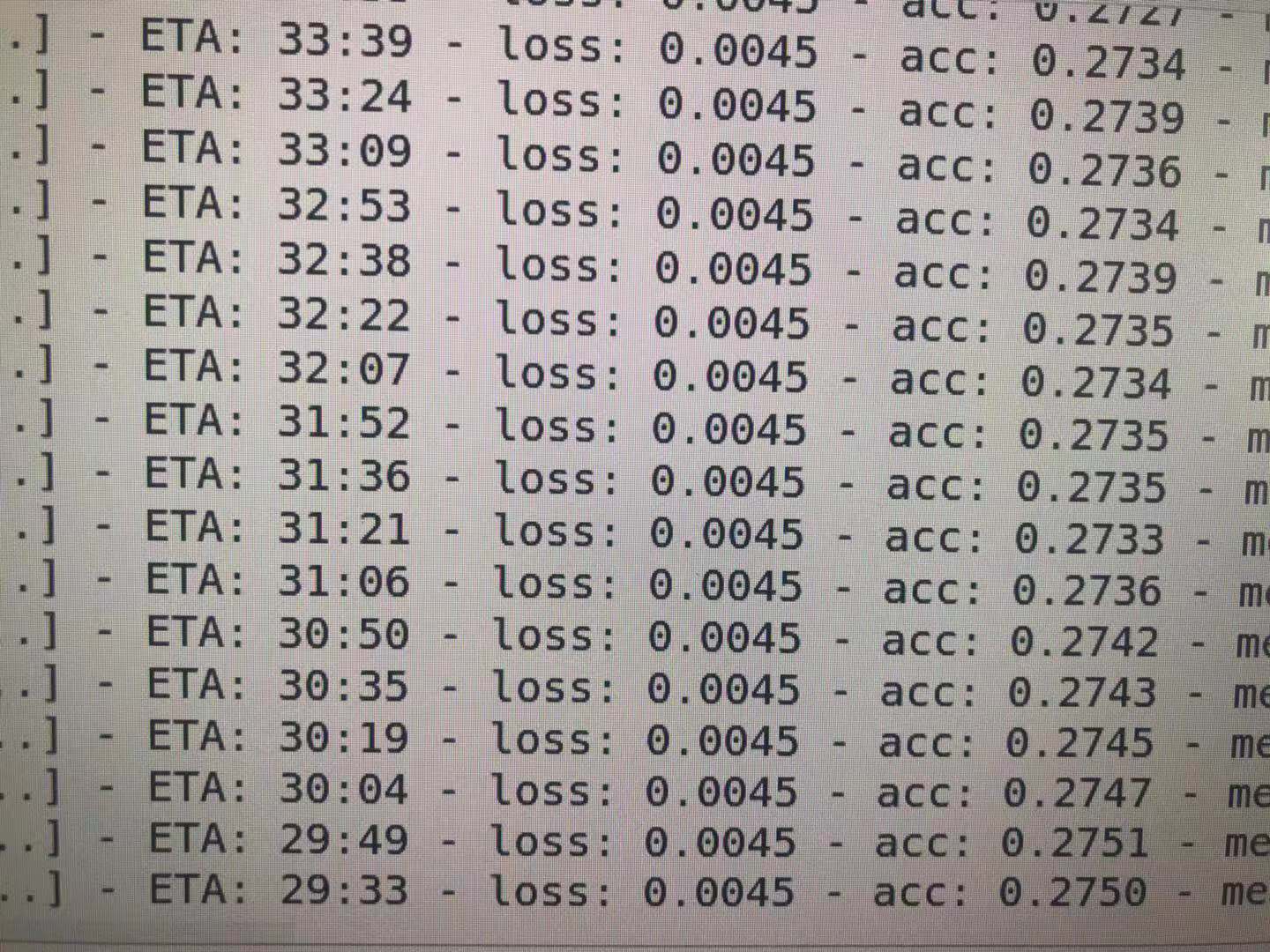 loss下降到一定程度就基本没有变化，accuracy一直是在震荡