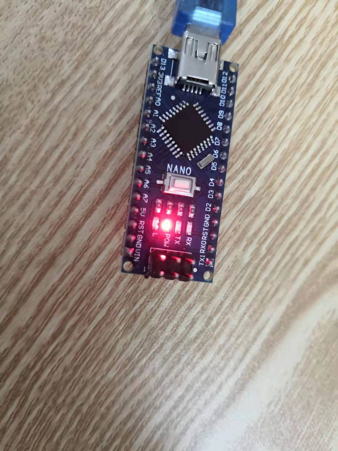 Arduino 编程 - LED灯闪烁_led灯闪烁代码-CSDN博客