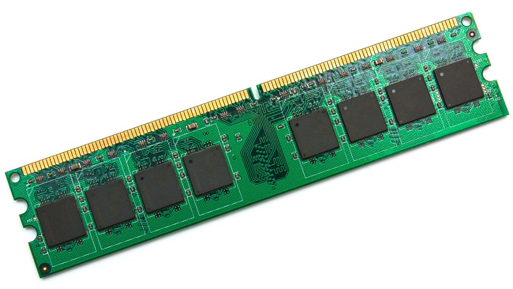 与 cpu 的连接读数据: cpu 将该字的地址送到 mar ,经地址线转到主存