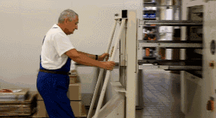 揭秘PCB制作过程！（附动图）