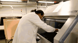 揭秘PCB制作过程！（附动图）