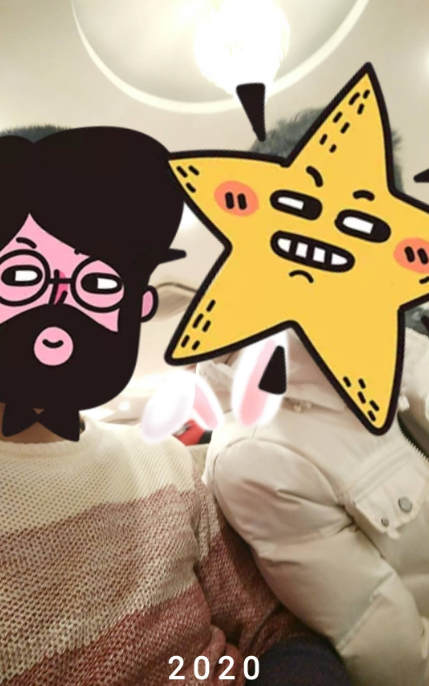 与高中室友的照片