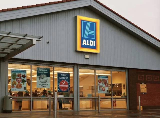 学习英文学以致用场景菜市场