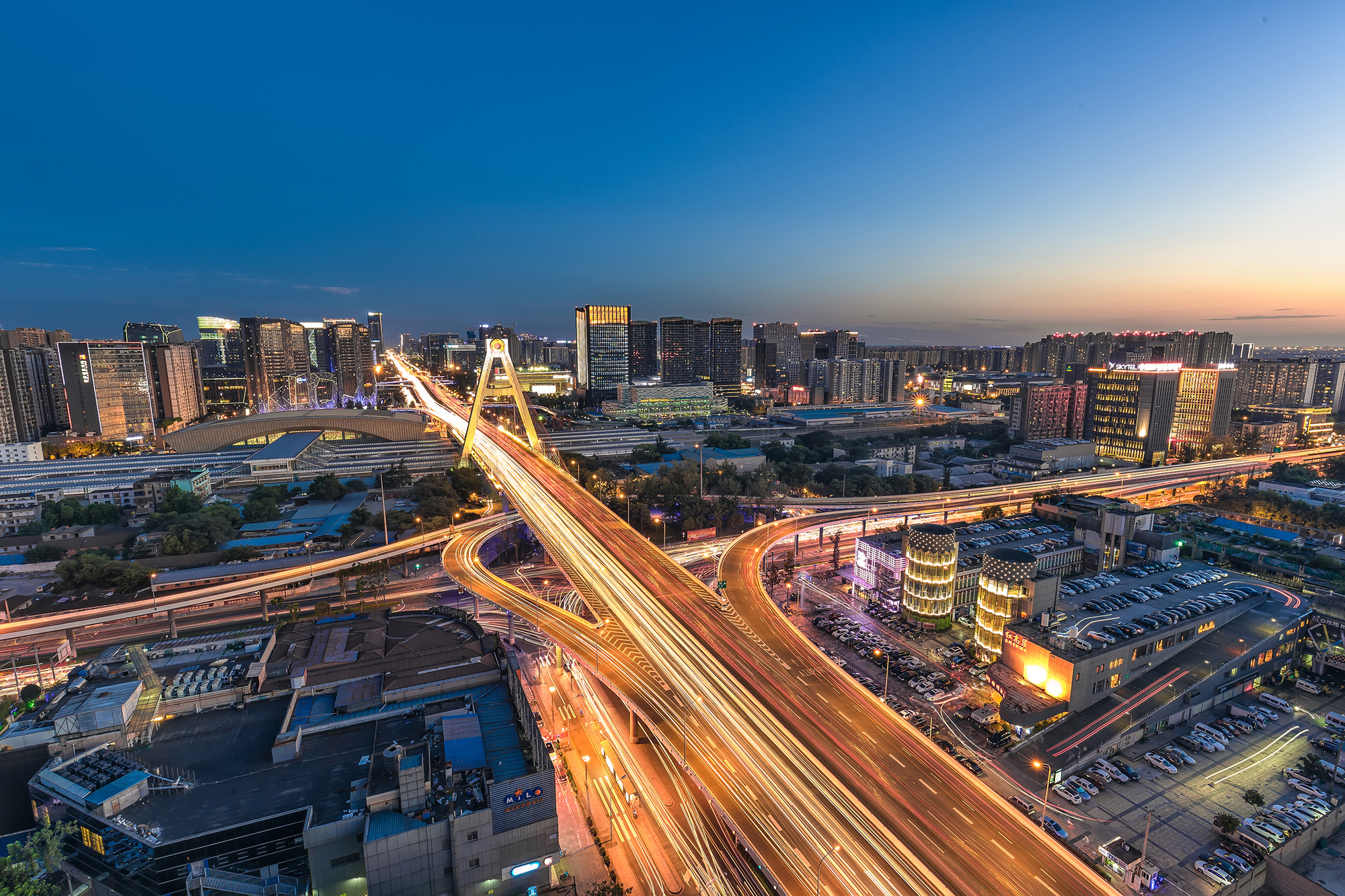 附上一张成都的美照