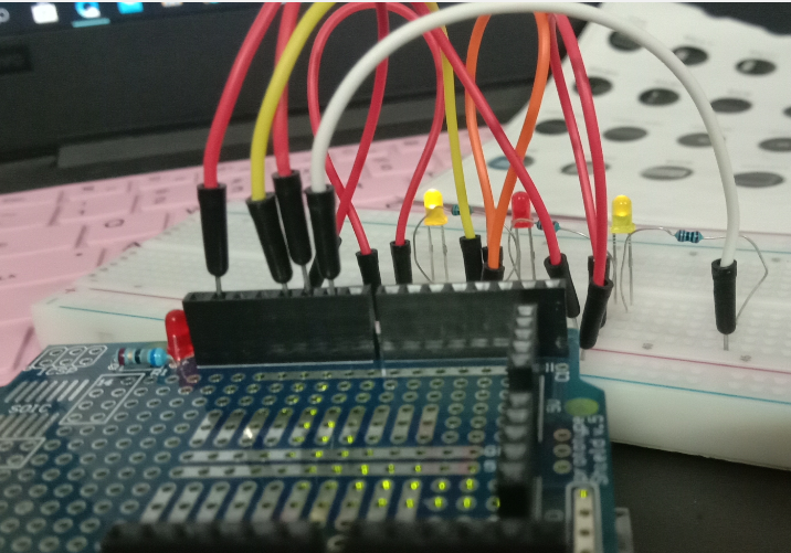 【Arduino】入门篇——火焰灯_led仿真火焰灯 程序-CSDN博客