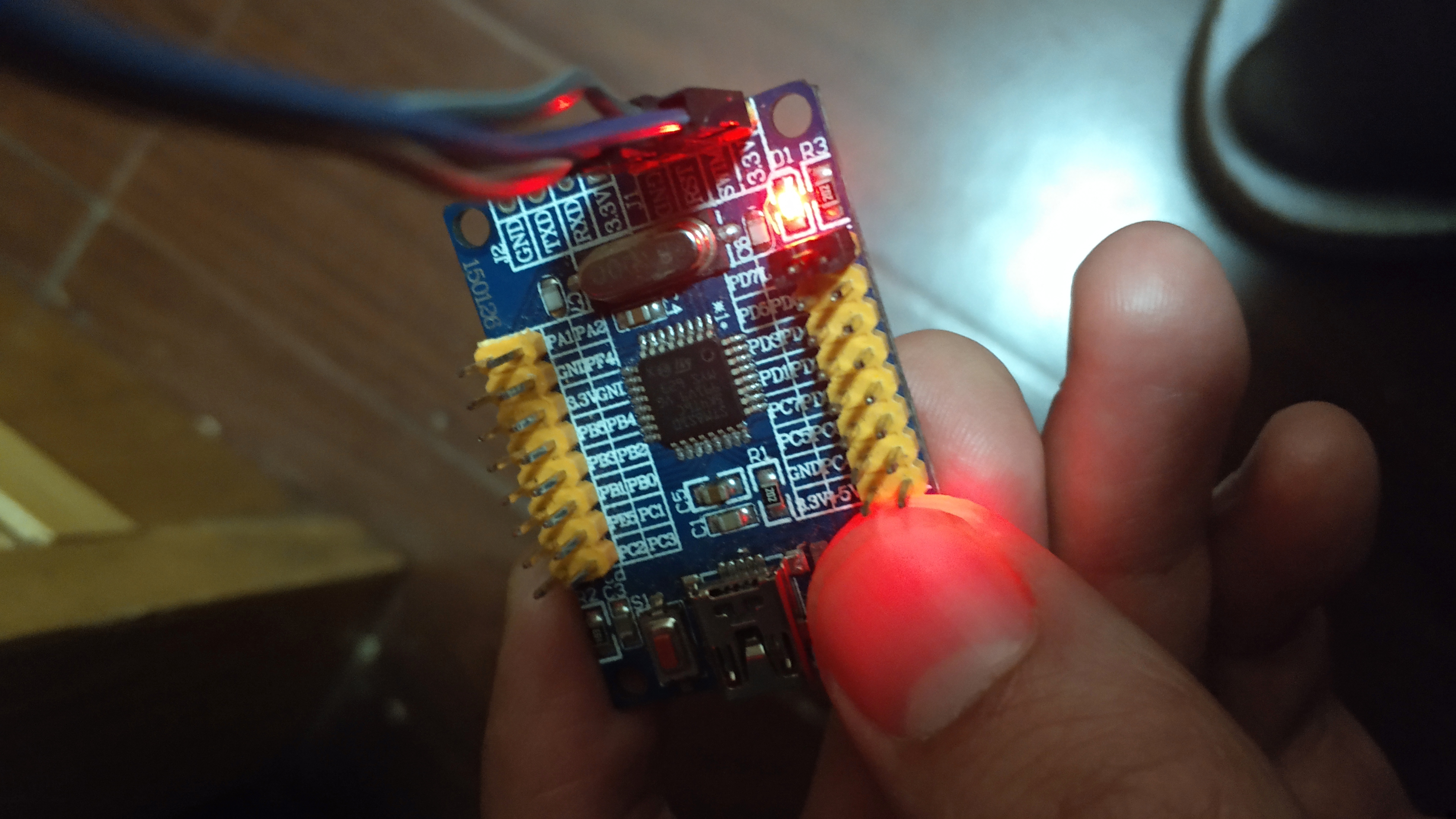 STM8S系列学习第一周目：3.STM8S STVD GPIO 输出 点亮第一个灯嵌入式IDEAT科技的博客-