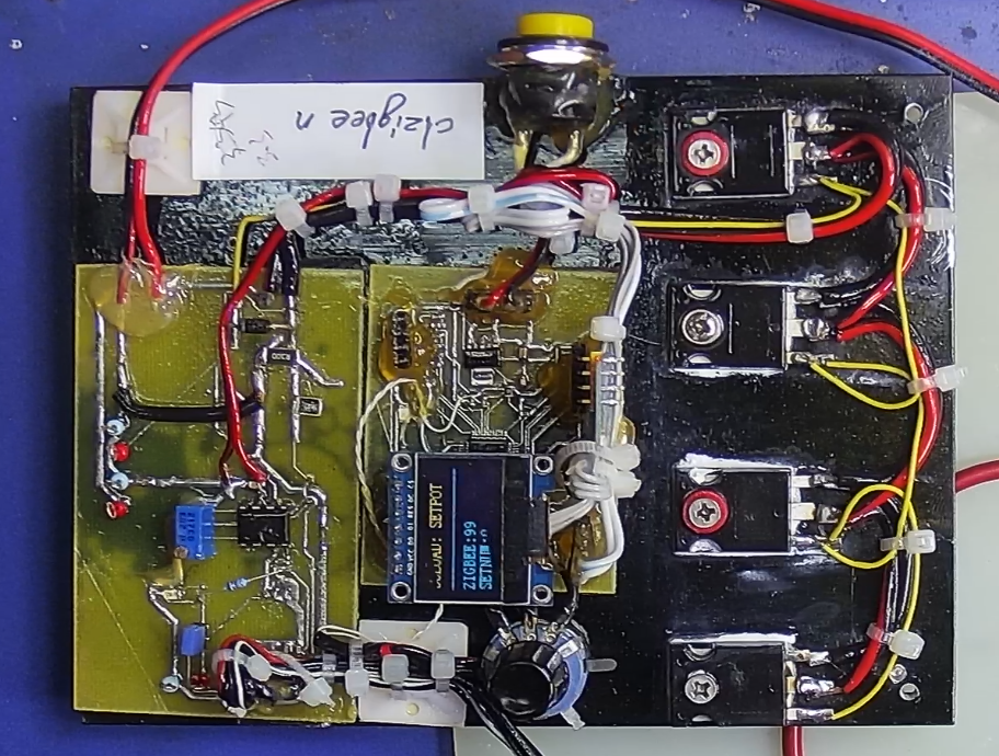 ▲ 电子负载外观