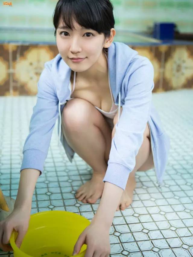 写文章不易，每天搬搬砖2