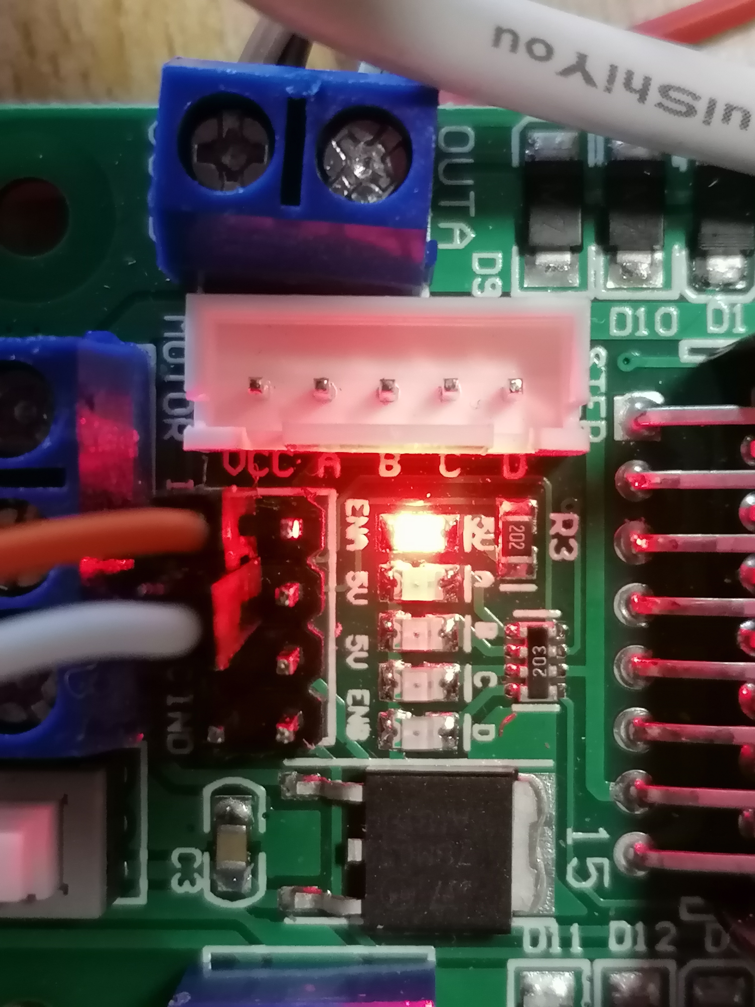 STM32F103C8T6控制电机驱动模块298N驱动电机调速以及正反转嵌入式weixinA13253323604-