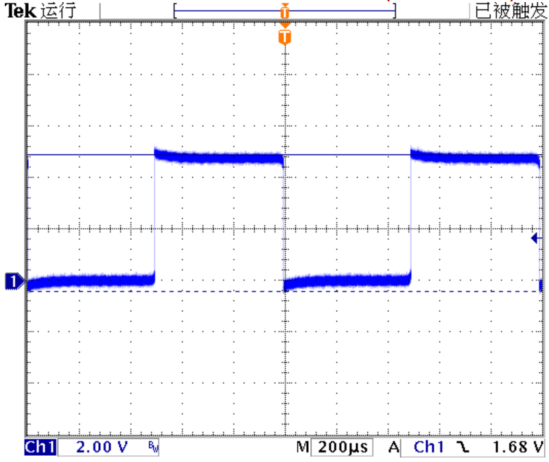 ▲ 信号源提供的1000Hz的调试方波信号