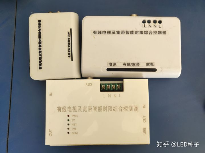 单片机新手学STM32还是学51？whstudio123的博客-