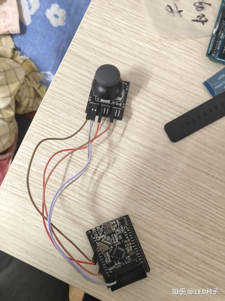 单片机新手学STM32还是学51?whstudio123的博客-