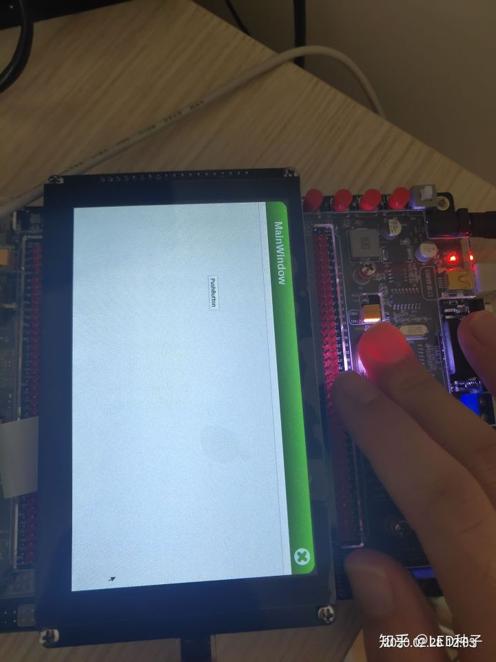 单片机新手学STM32还是学51？whstudio123的博客-