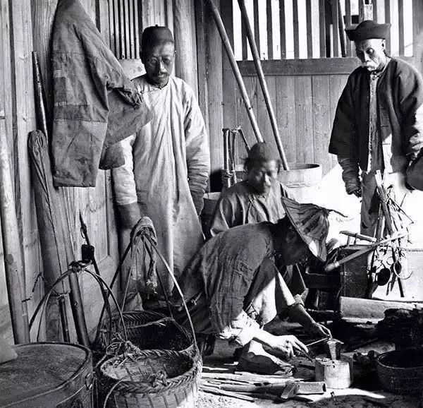 ai黑白照片上色系列-藏在英国伦敦图书馆黑白上色,从未发表的100多年