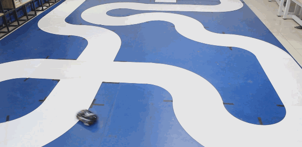 ▲ 迷你车模高速测试