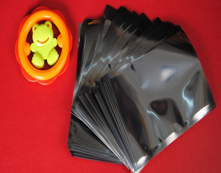 ▲ Anti Static Shielding Plastic Storage