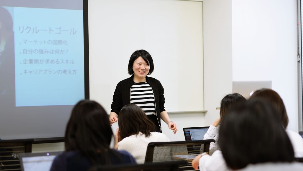 为何大学生更愿意在在校期间考取CMA呢?