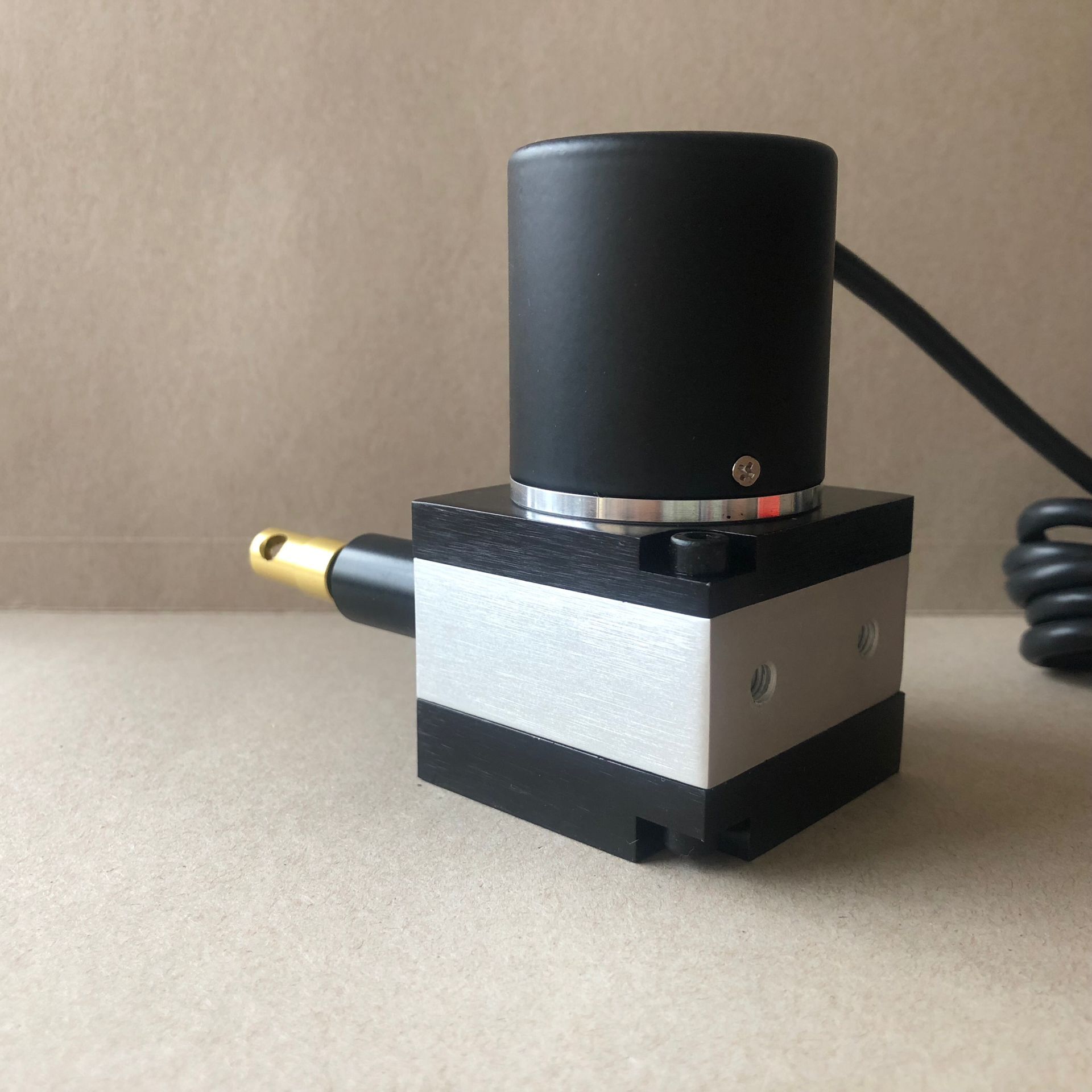 电阻应变式传感器