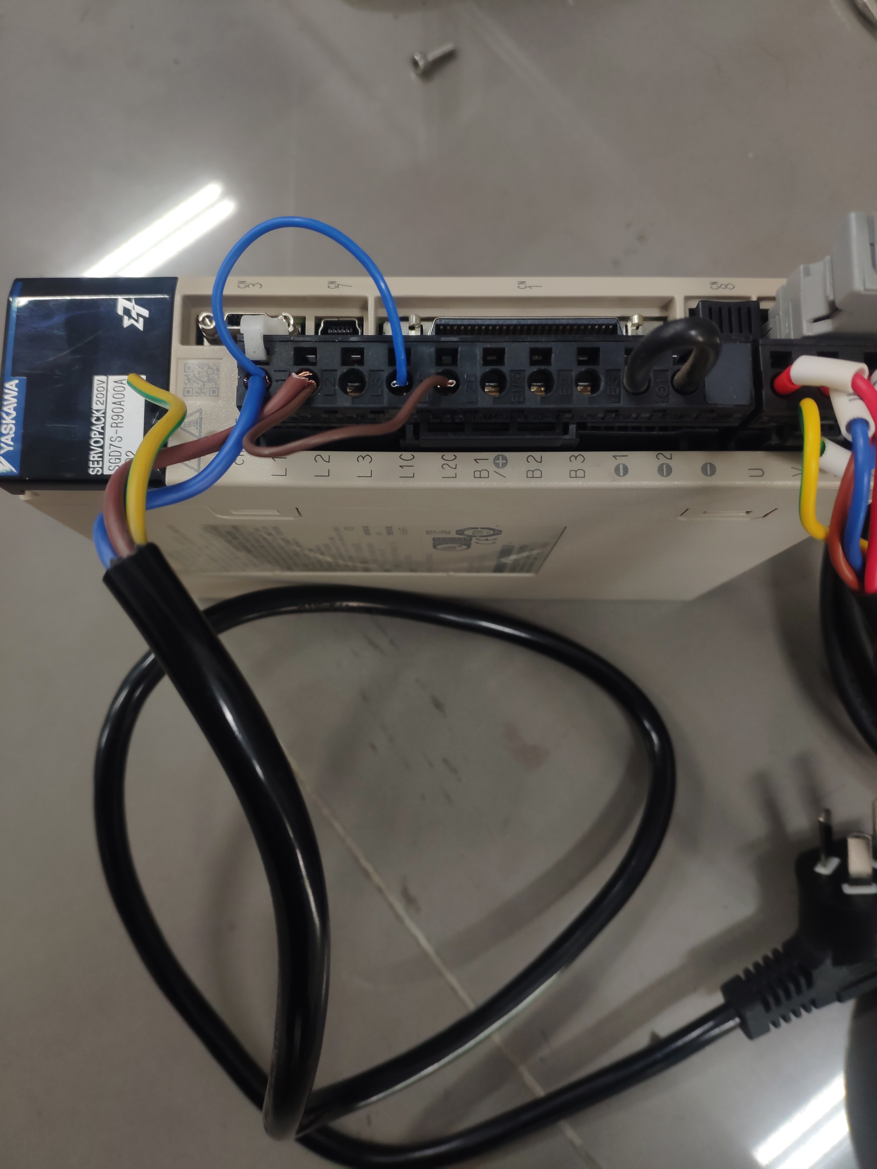 安川伺服电机采用位脉冲 符号控制方式的接线与设置