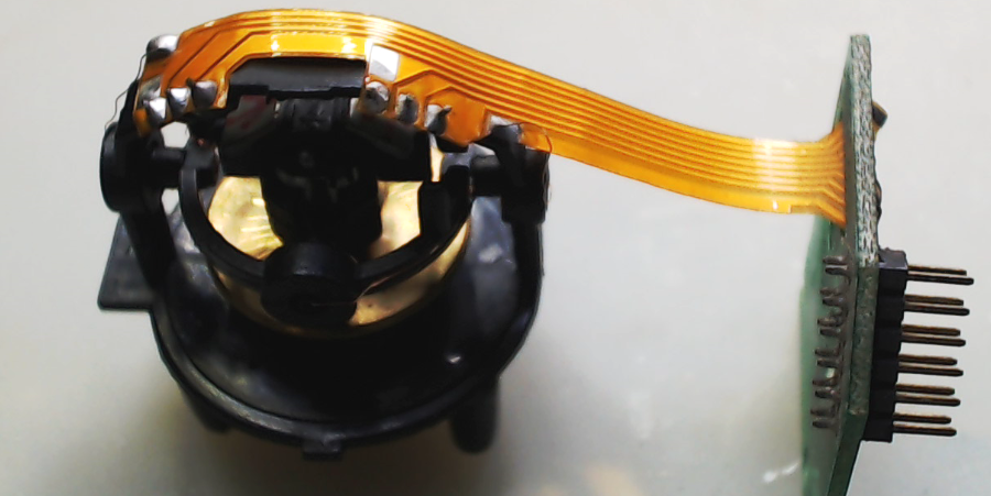 ▲ 去掉外壳之后显示的内部结构