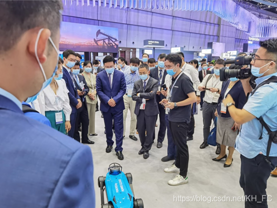 Mayor of Shenzhen Experience Robot Dog