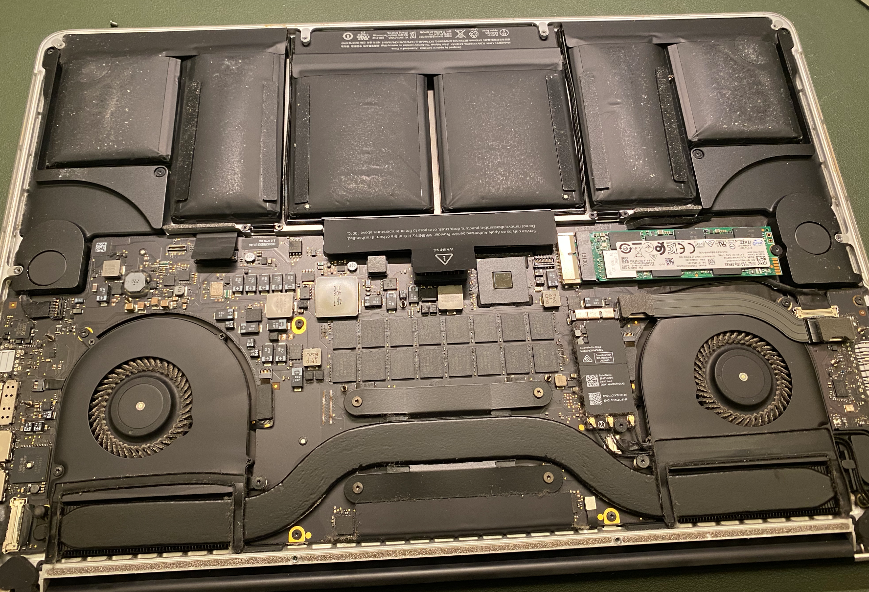 MacBook Pro Late 2013 在2020年通过APPLE官方更换电池_mbp换电池c面_