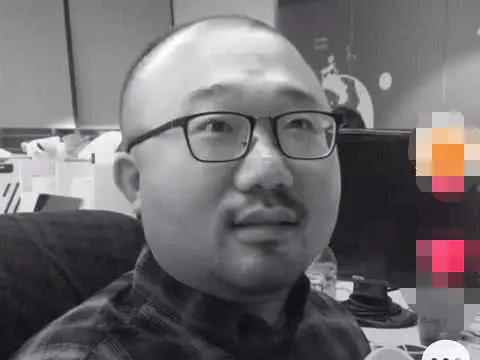 程序员工作年龄决定发量 图1是刚开始,图4让人不敢做这行