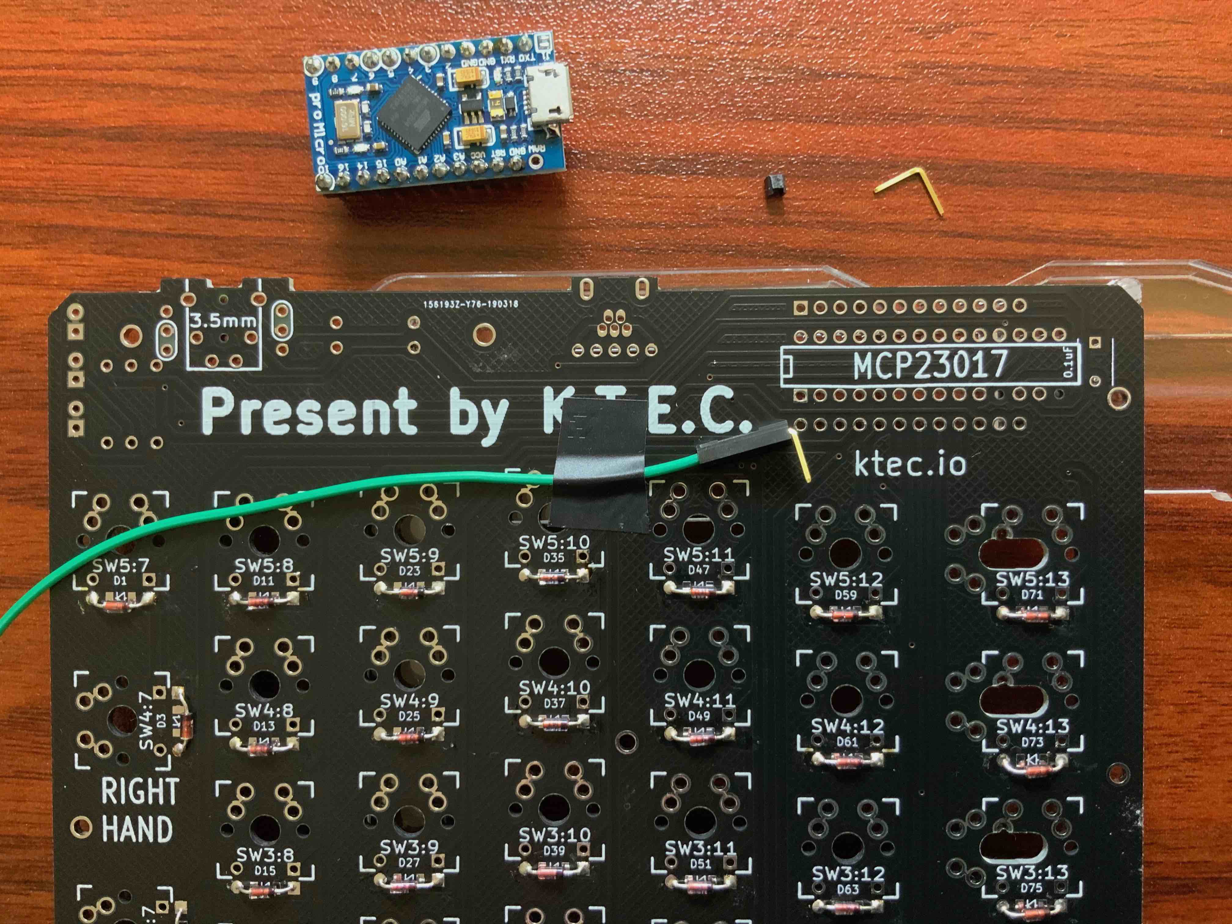 制作右手轴体焊接及供电模块后记理论说明怎么样让左手的arduino pro