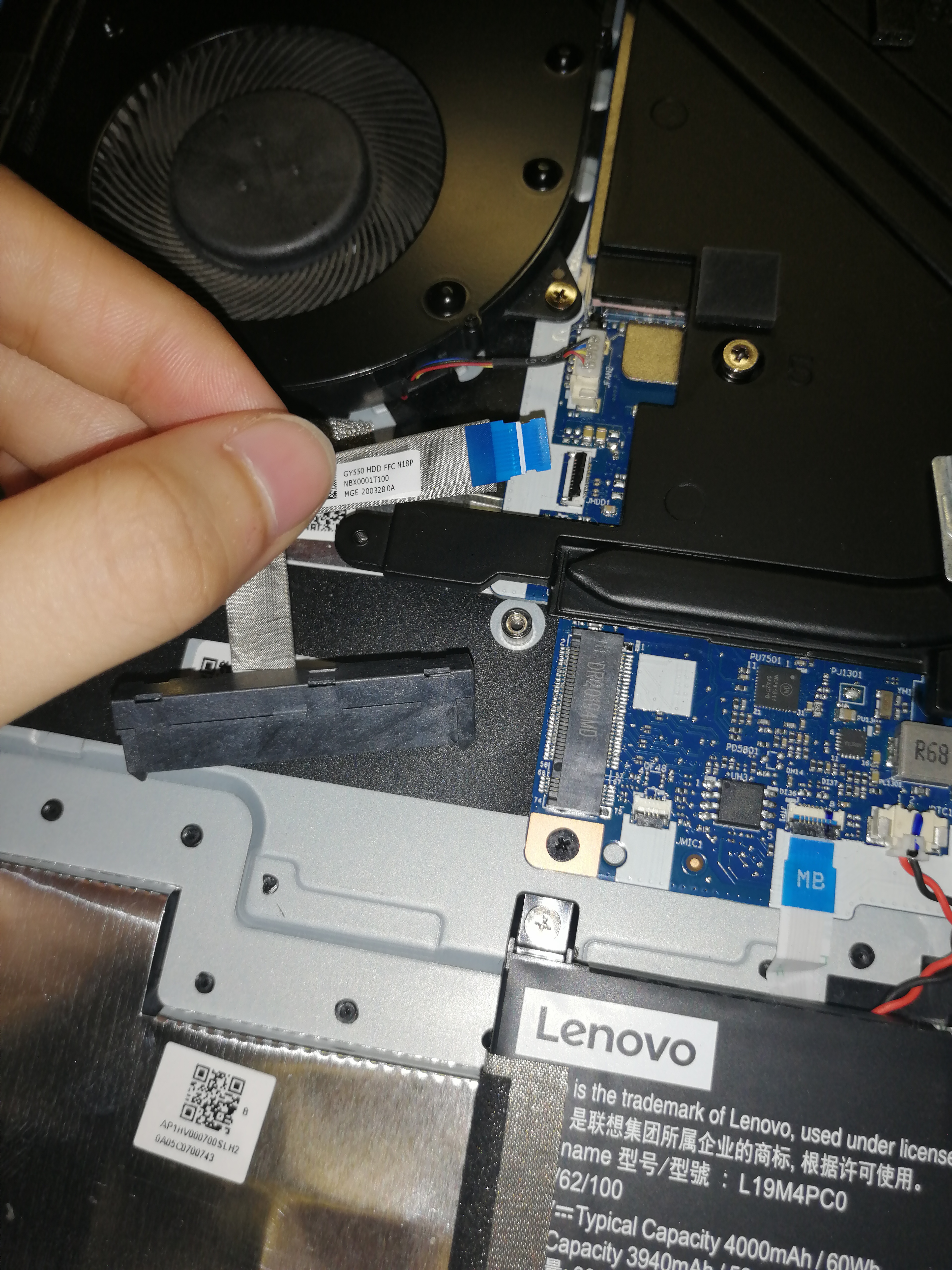 拯救者y7000拆机清灰方法及加装机械硬盘