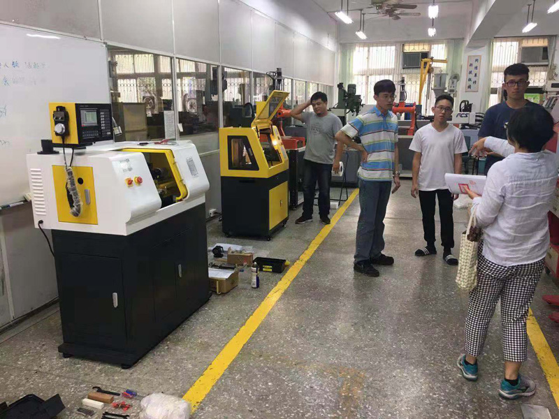 桌面型加工中心CNC