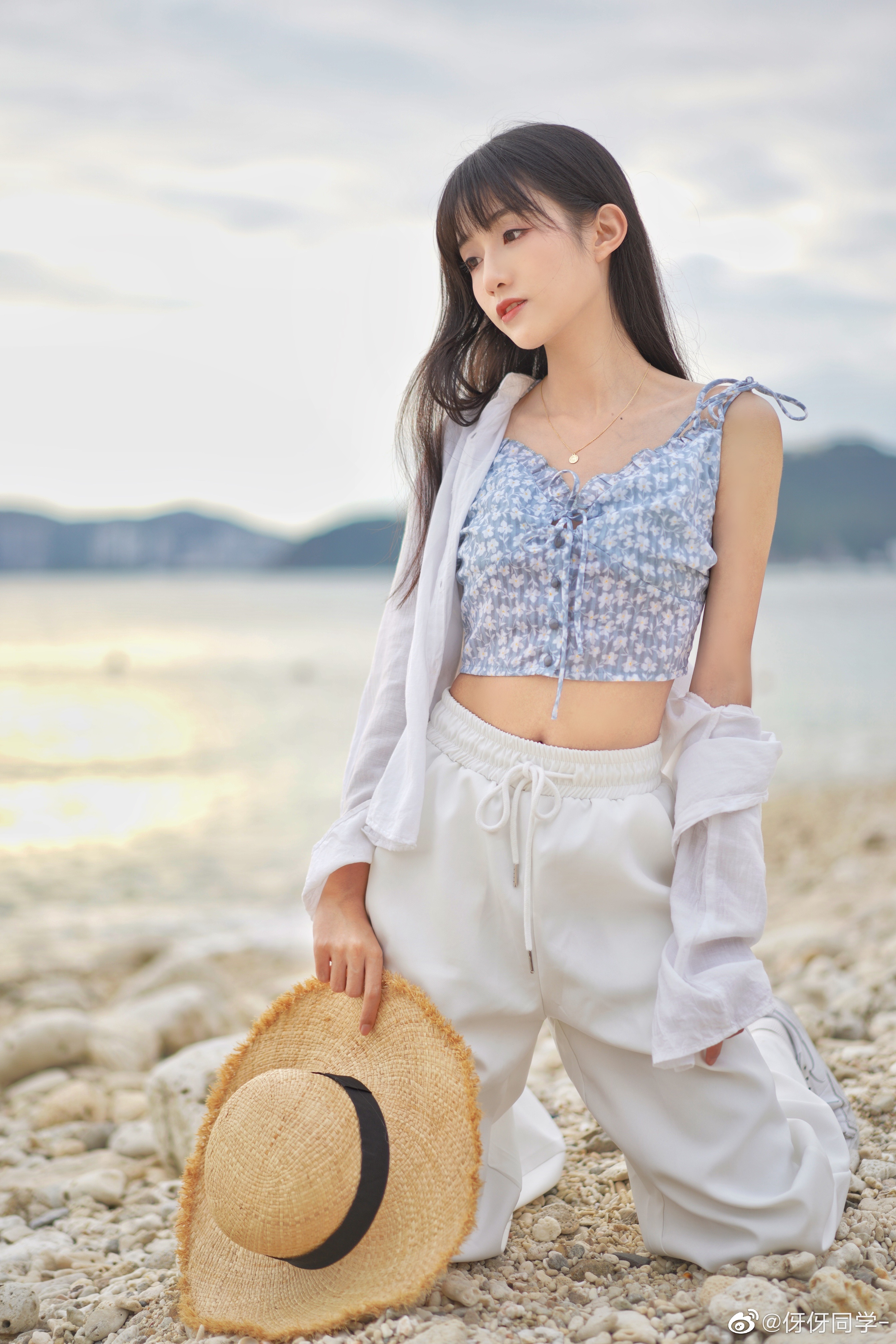 b站小姐姐分享复旦学霸伢伢gagako