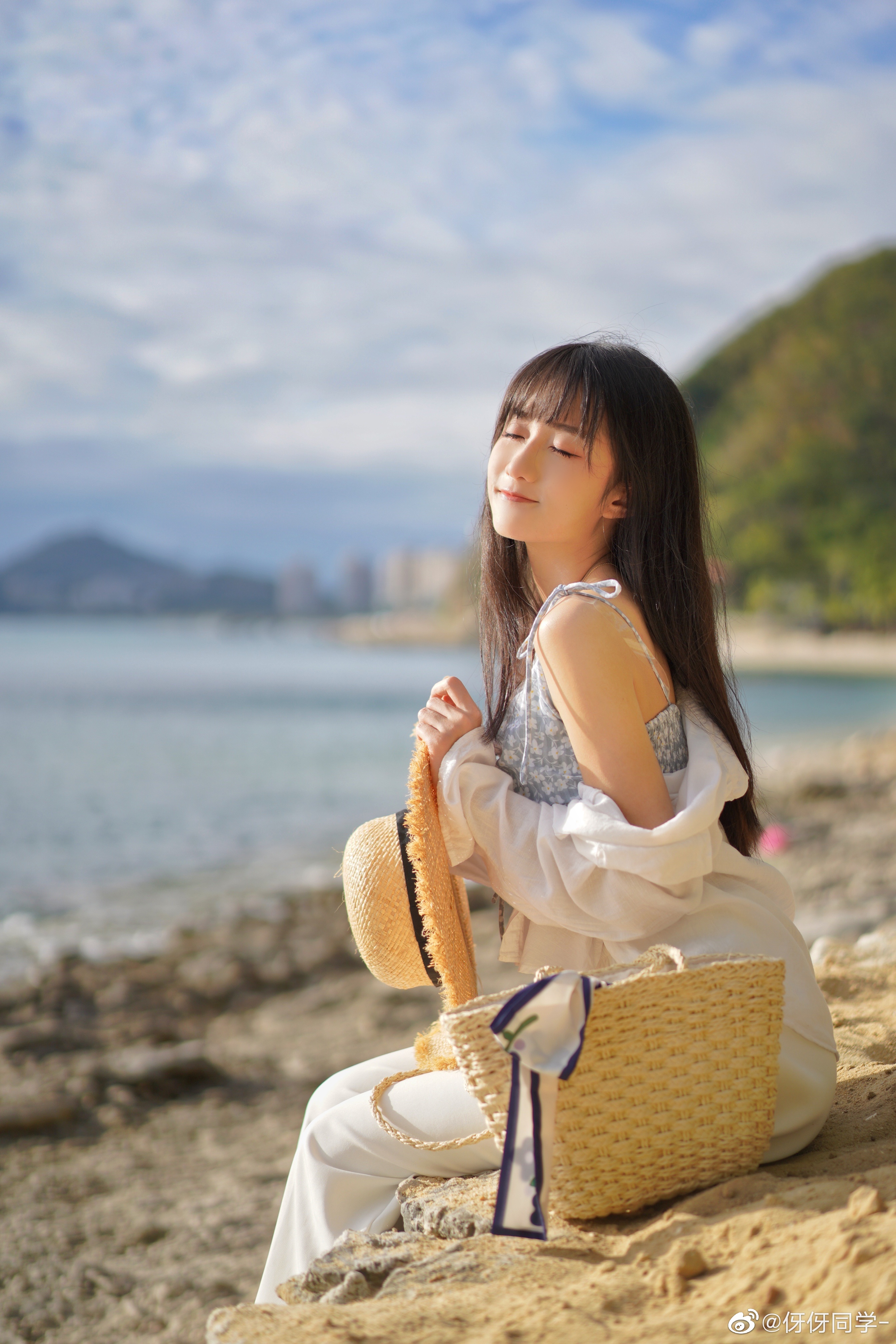 b站小姐姐分享复旦学霸伢伢gagako