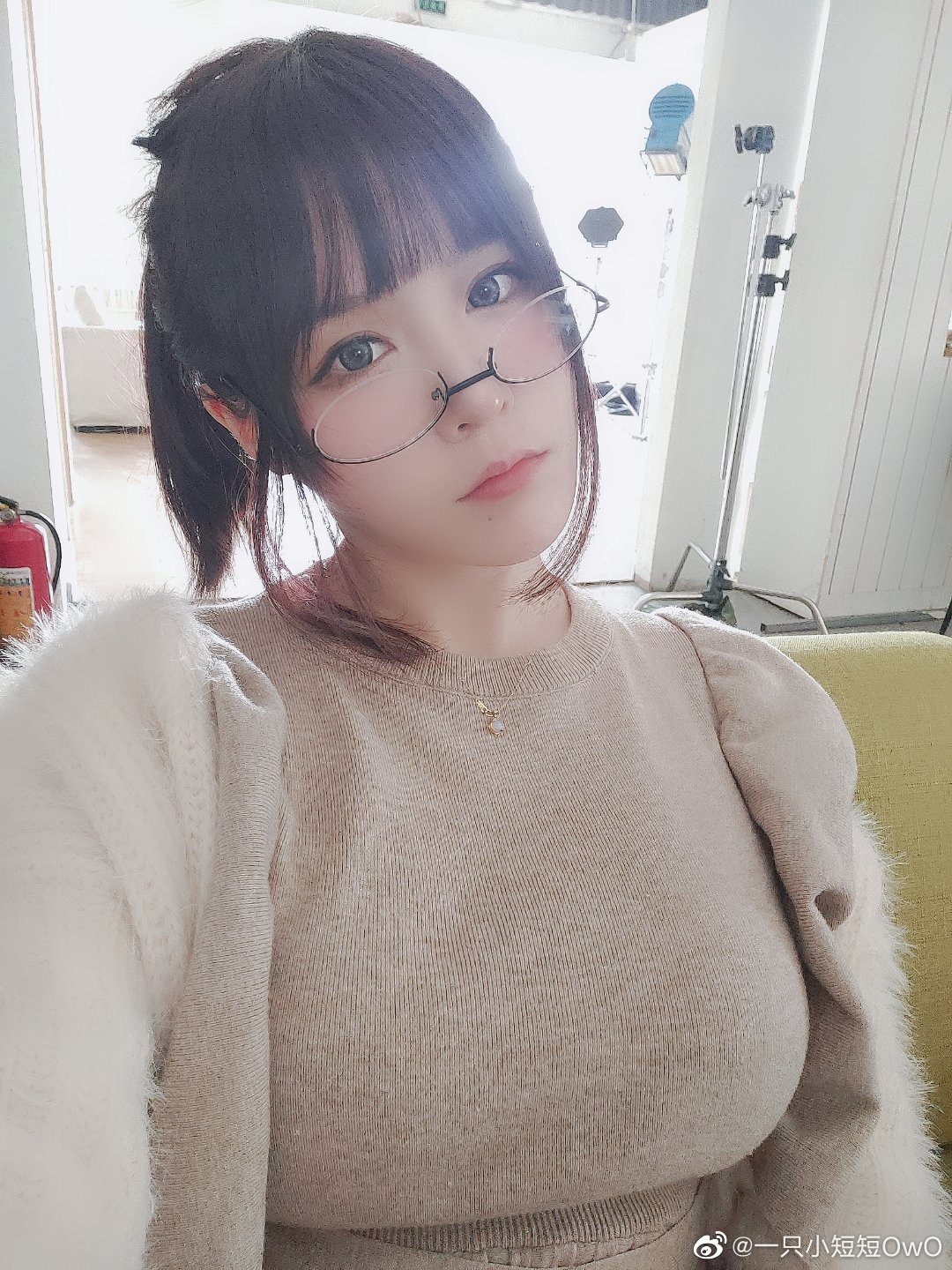 b站小姐姐分享--"含羞草"一只小短短owo