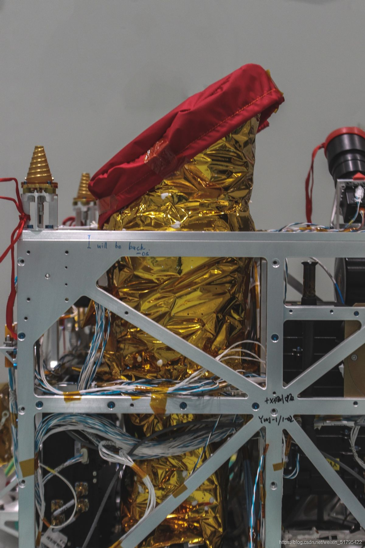 (https://img-blog.csdnimg.cn/20210611141817772.png?x-oss-process=image/watermark,type_ZmFuZ3poZW5naGVpdGk,shadow_10,text_aHR0cHM6Ly9ibG9nLmNzZG4ubmV0L3dlaXhpbl81MTc5NTQyMg==,size_16,color_FFFFFF,t_70)