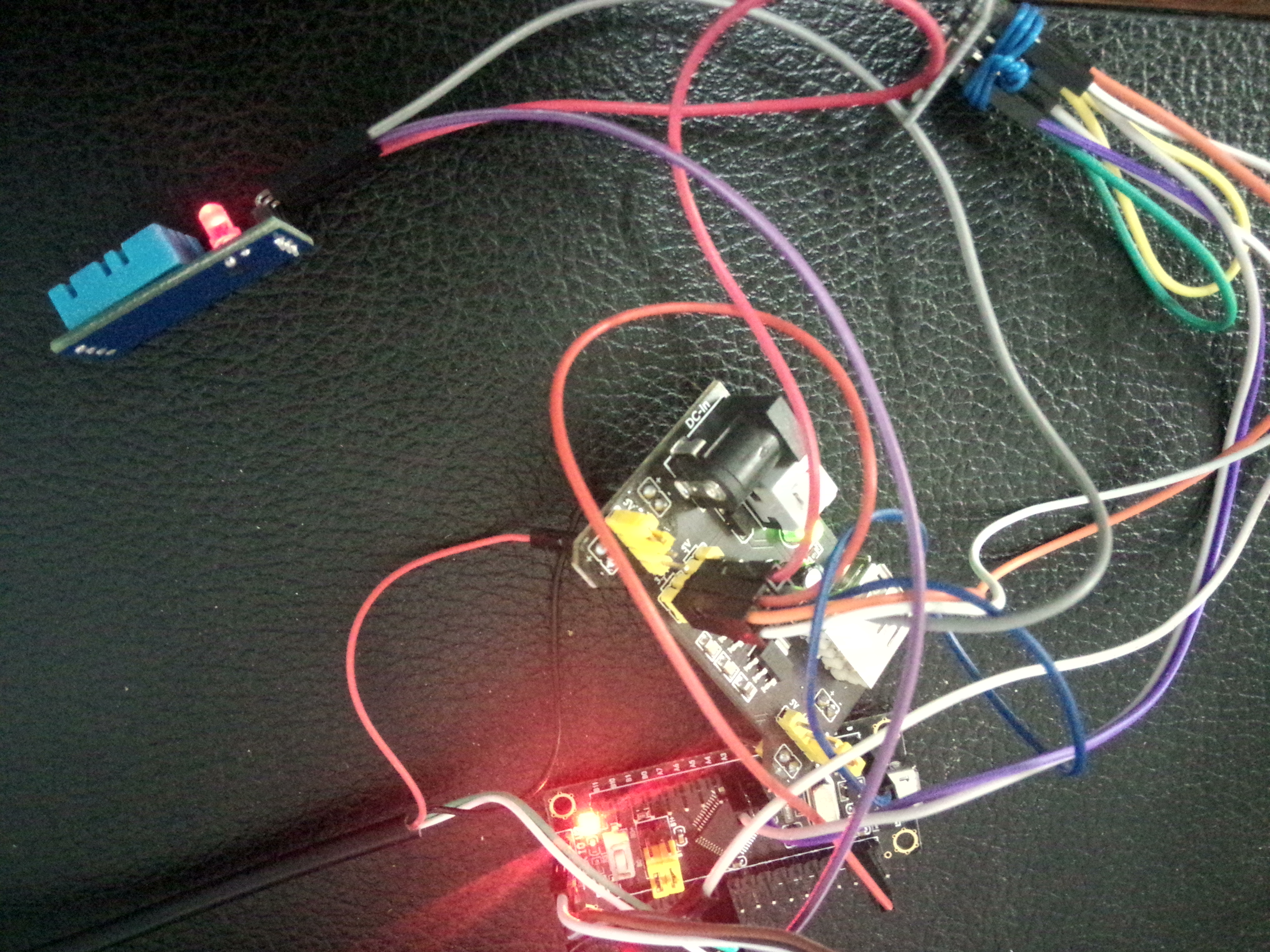 使用到传感器的硬件