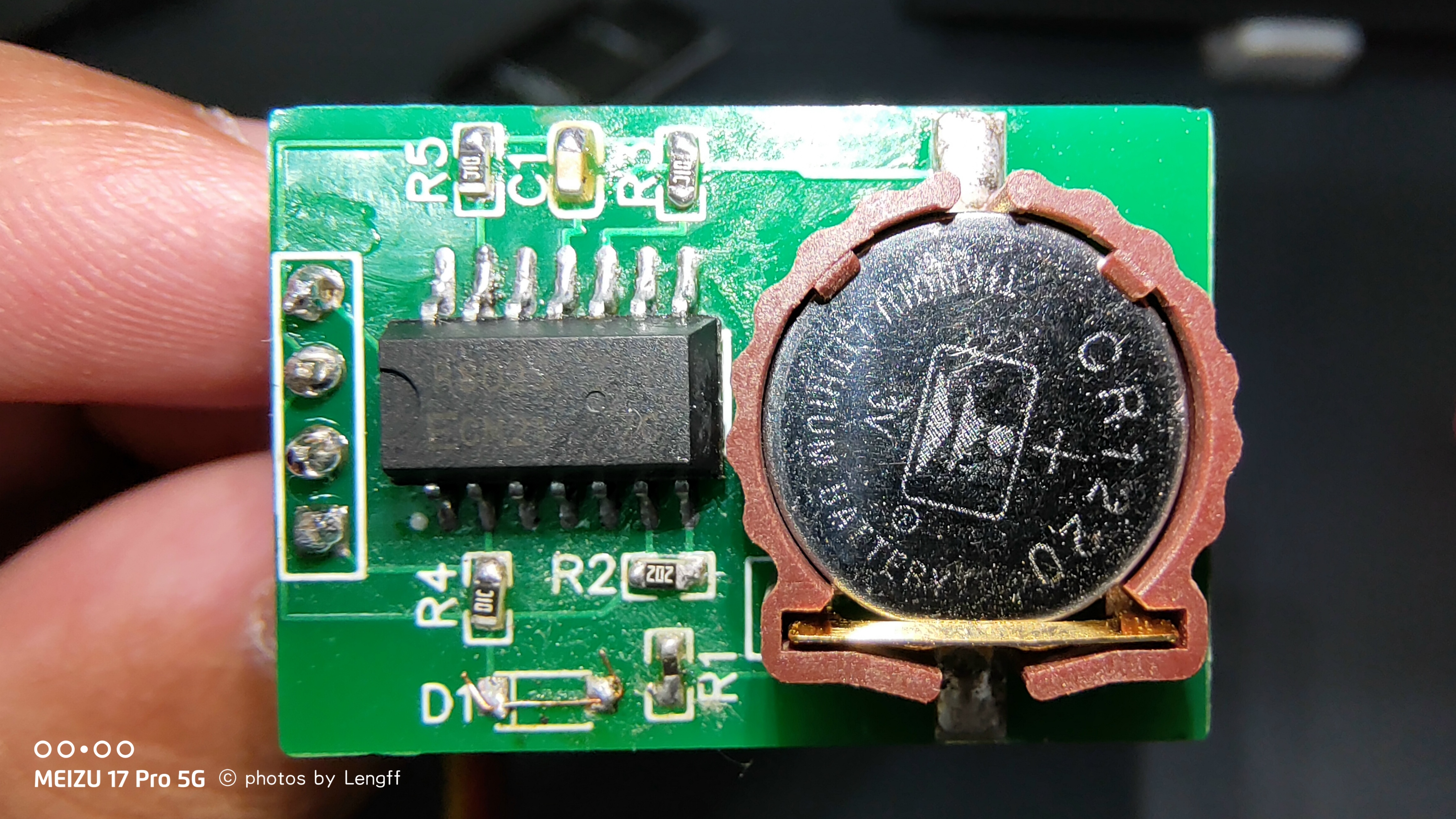 分享一个RX8025T时钟芯片的Arduino代码