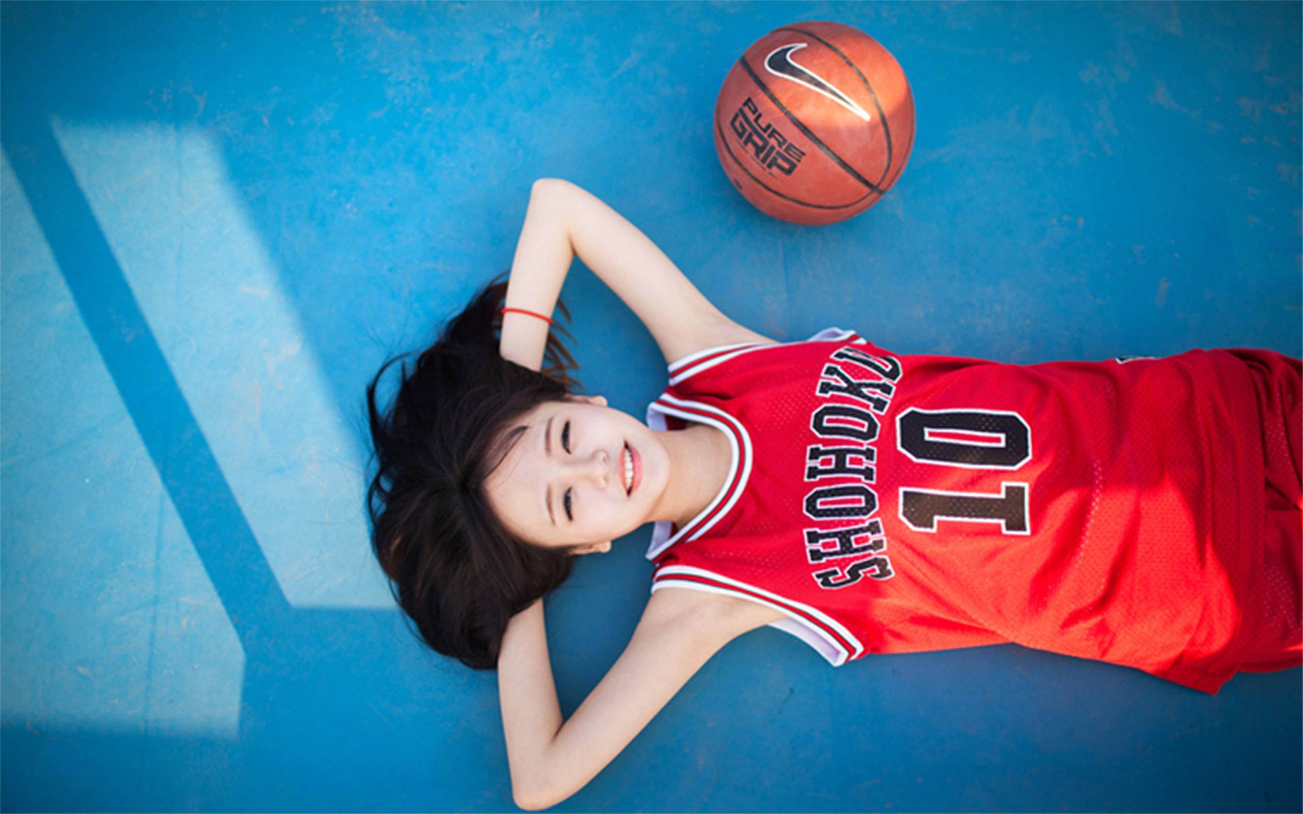 找了个篮球宝贝女友我用python爬取了1000张他喜欢的nba球星图片送给