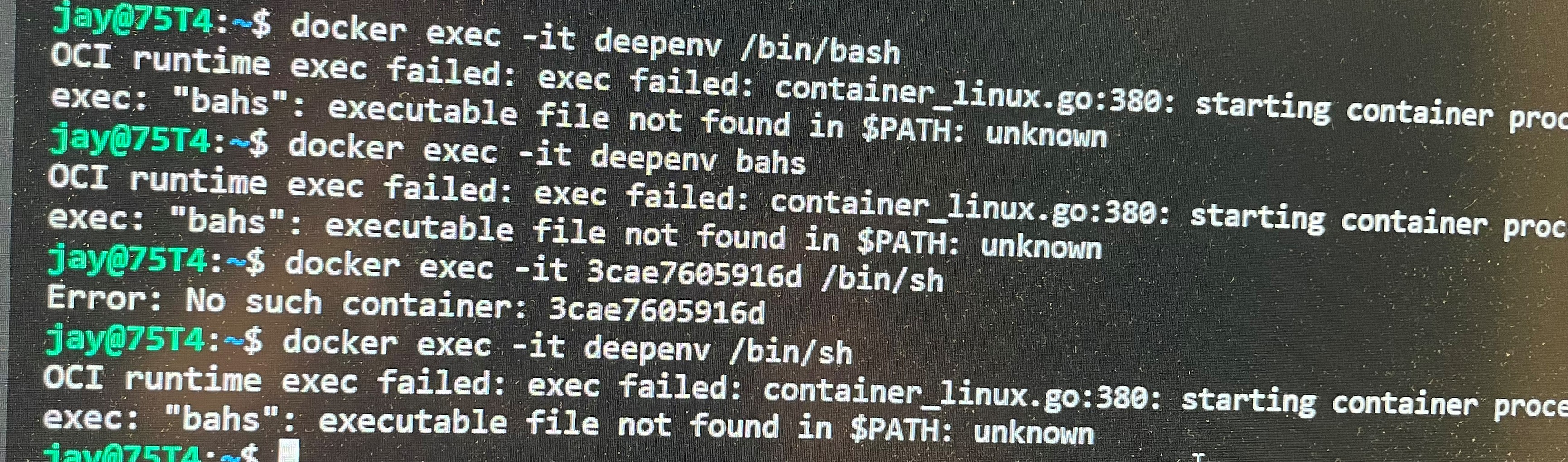 Docker uses entrypoint to execute permission denied, oci runtime error ...