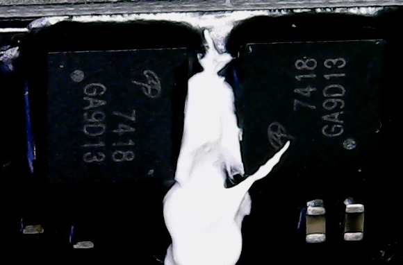 ▲ 图1.2.9 7418 稳压芯片