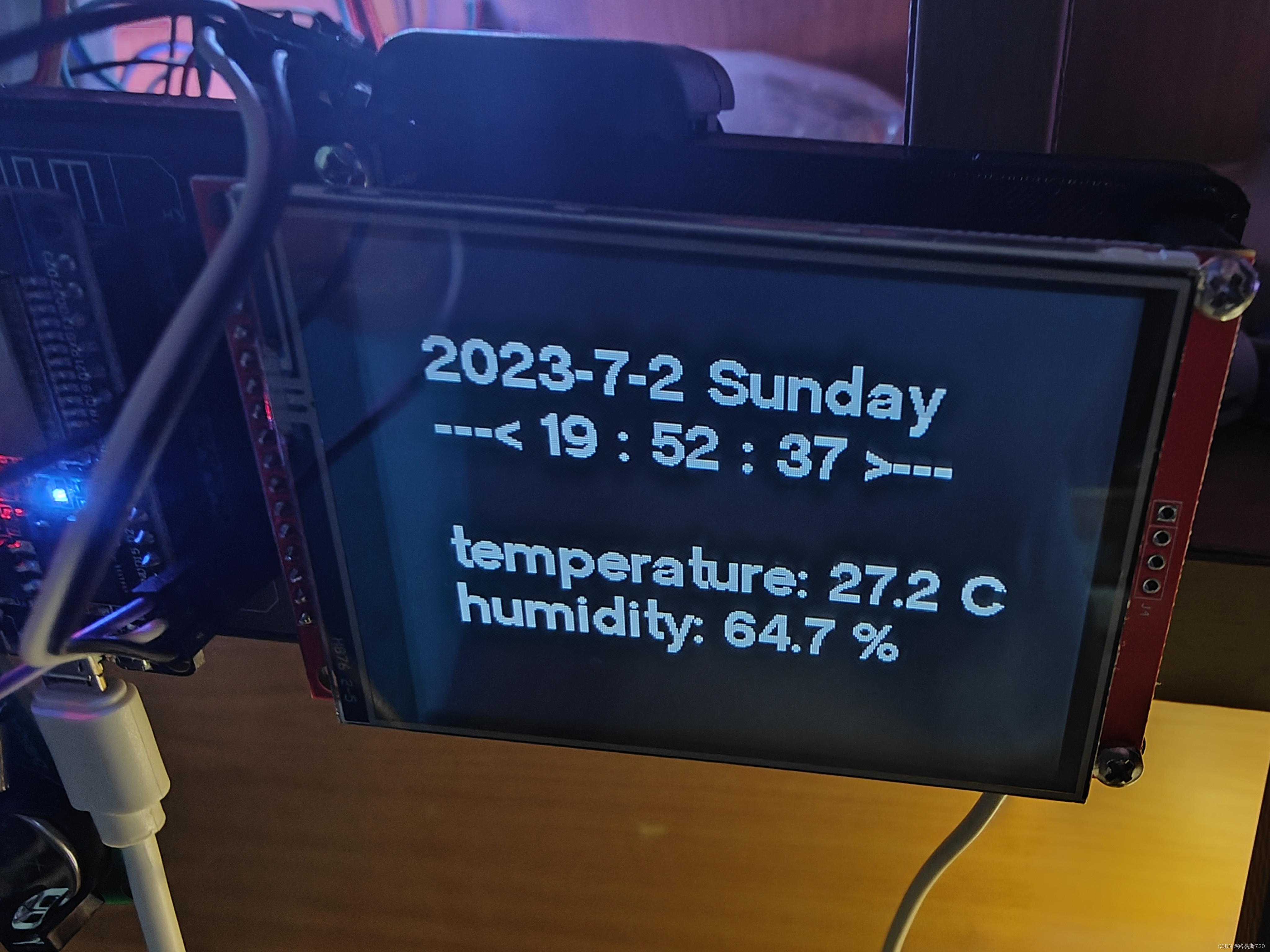 ESP32（MicroPython） TFT LCD多功能显示（RTC+DHT22）