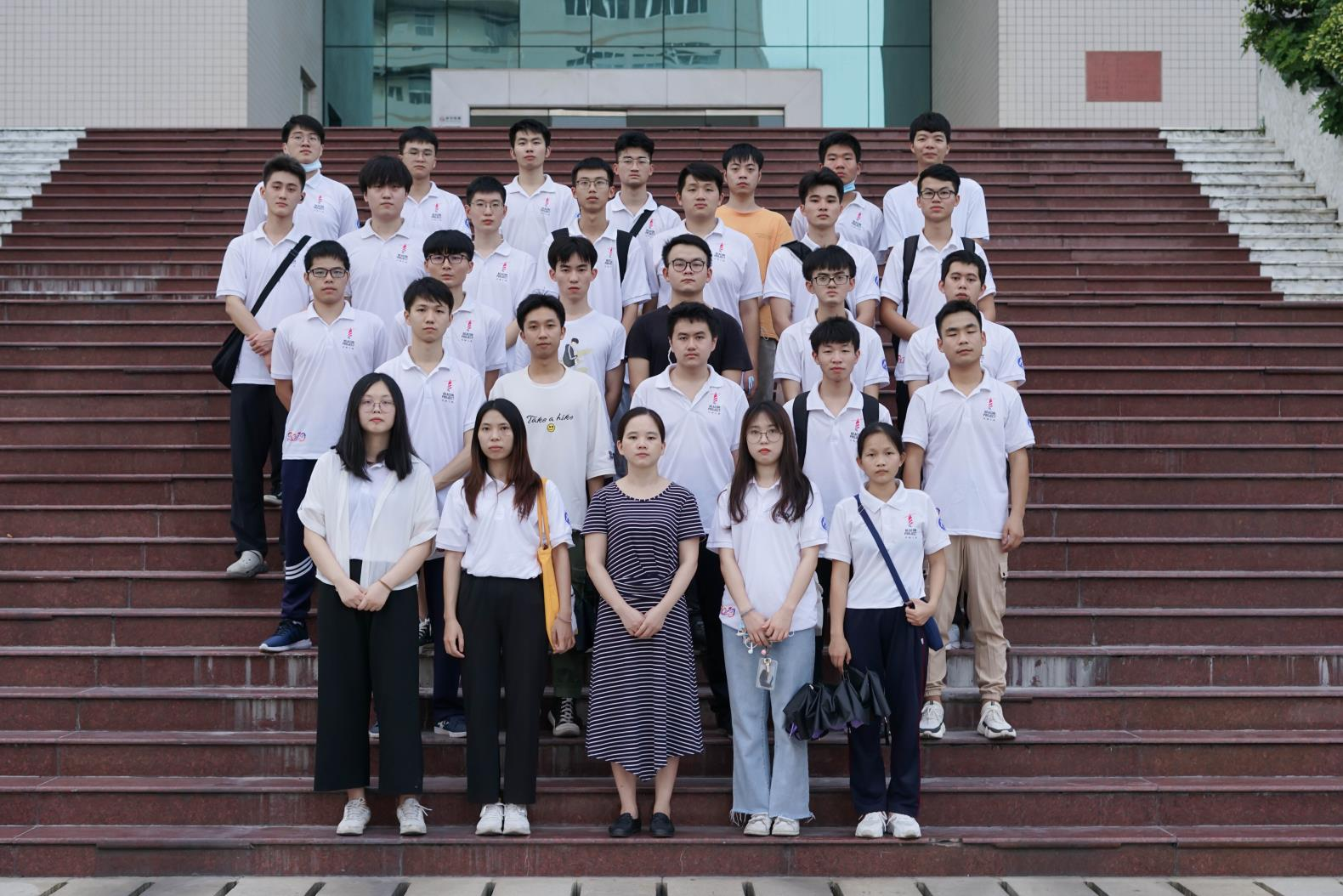 大学二年级 赖 在实验室的发明达人 行走的皮卡丘的博客 Csdn博客 大学二年级 赖 在实验室的发明达人 行走的皮卡丘的博客 Csdn博客