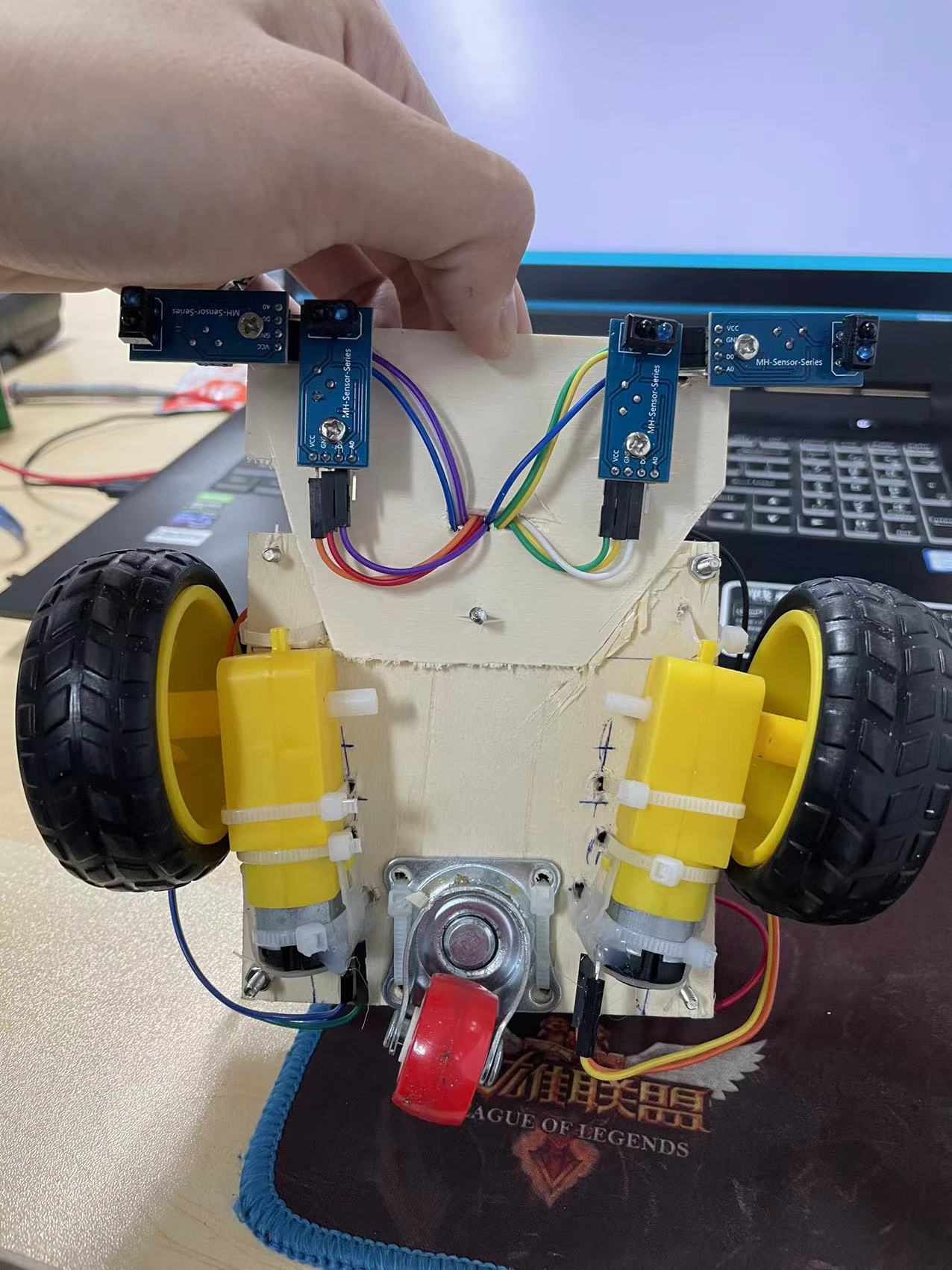 循迹小车研发日志及一些坑其中包含l298narduinotcrt5000以及148的tt