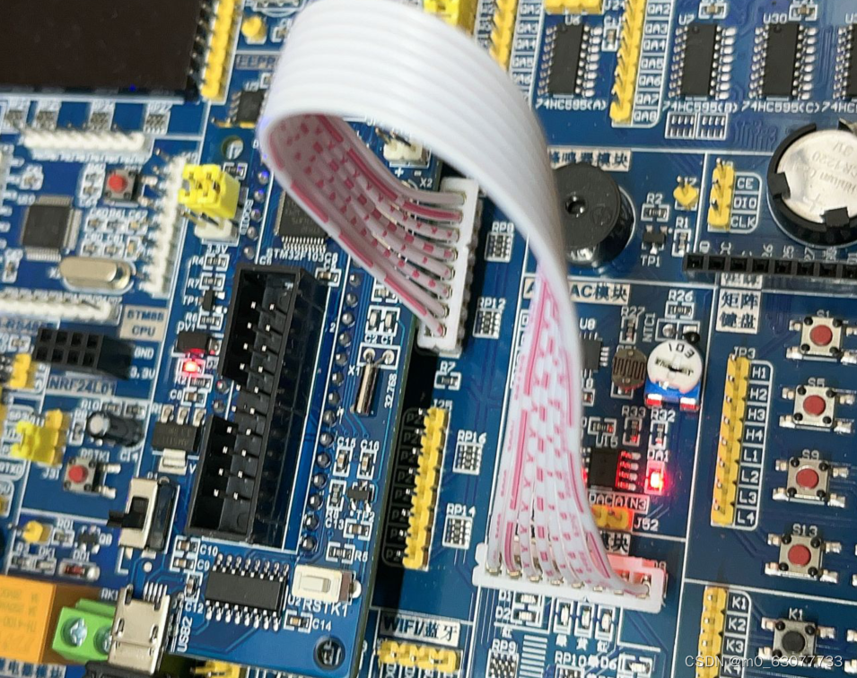 【STM32】GPIO控制LED（HAL库版）
