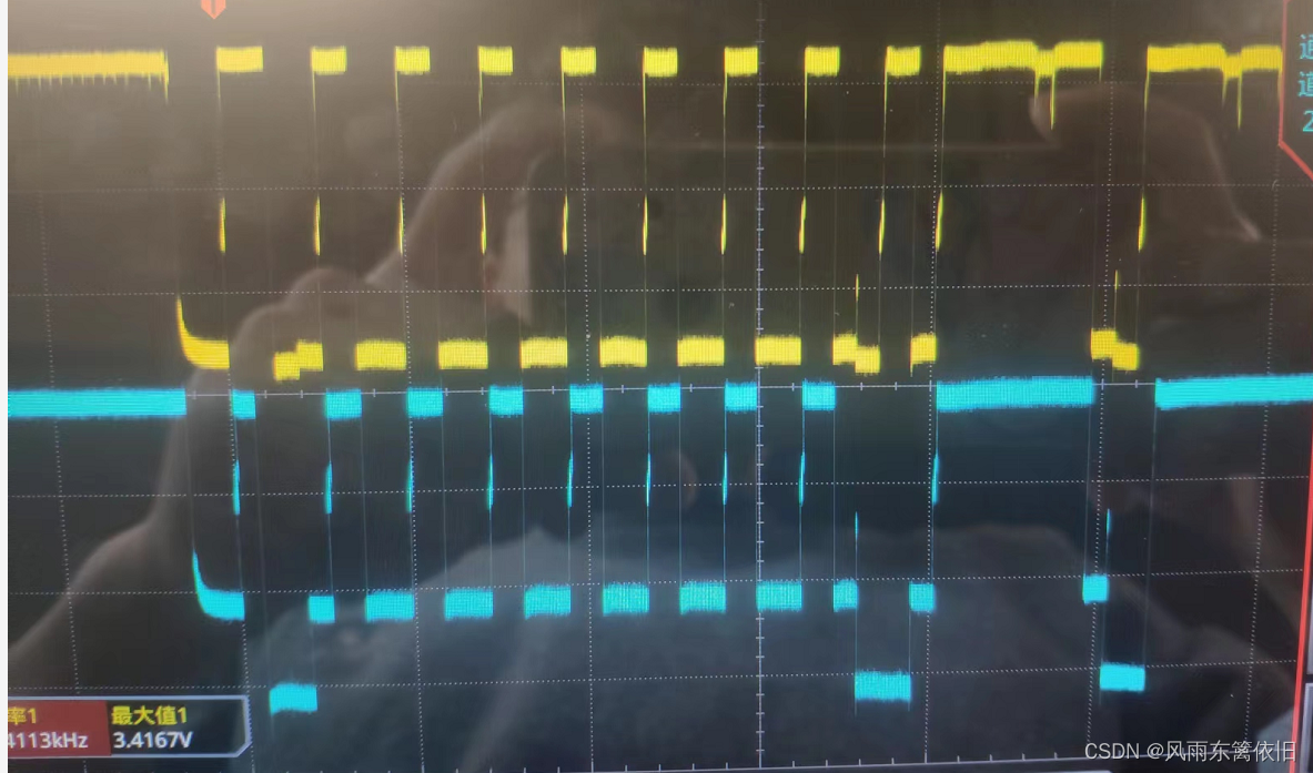 I2C信号波形1：黄色线为CLK、蓝色线为SDA